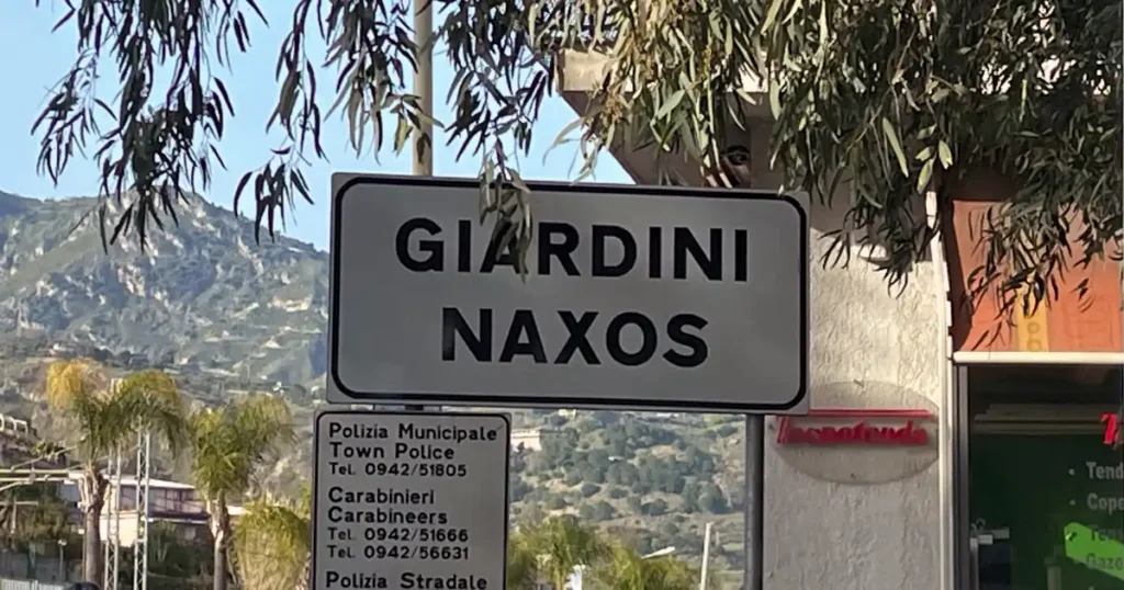 Street sign for Giardini Naxos