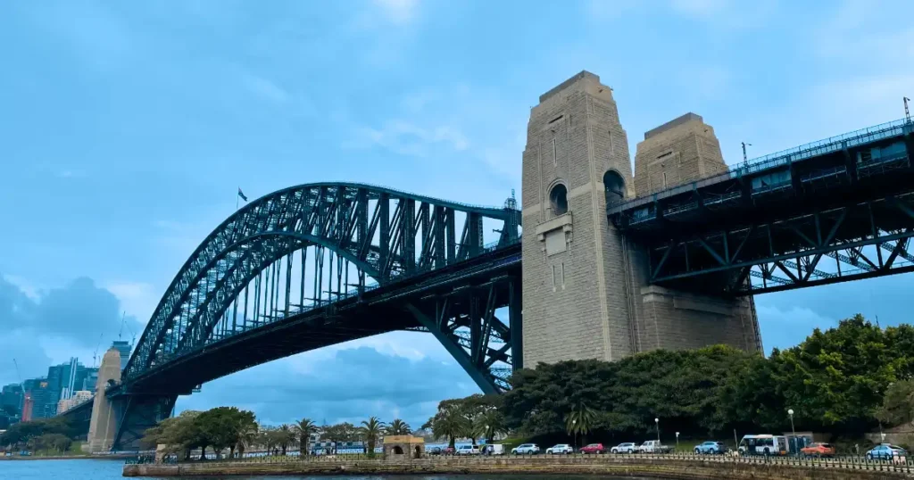 View of Sydney Harbor Bridge from Copes Lookout