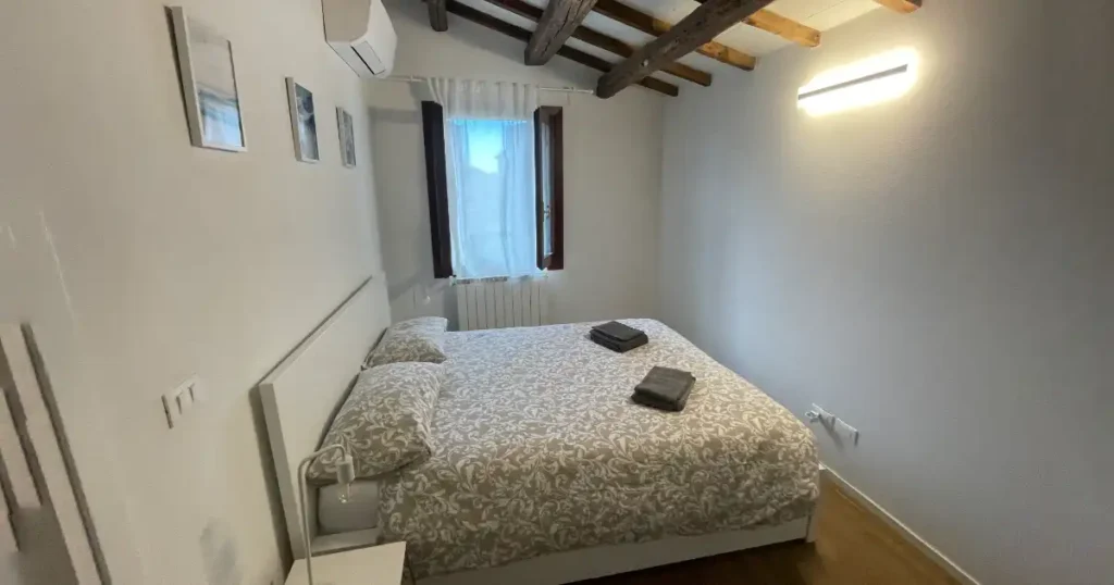 Murano Apartment Bedroom