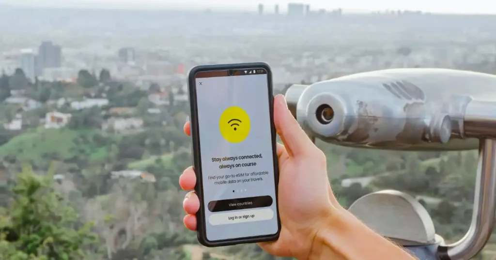 Telescope Smartphone with Wifi image Overlooking a City