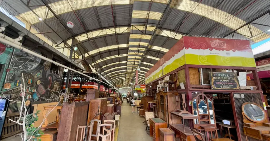 Quiet Antique market of a week day in Buenos Aires